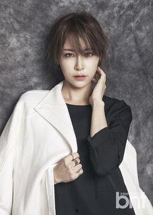 明星横向比例写真图片,揭秘横向比例下的完美身形