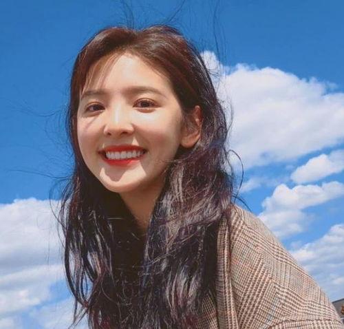 下洼的网红,揭秘网络红人的魅力与影响力